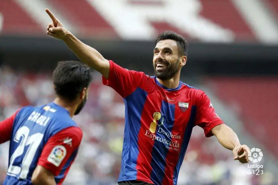 Enric Gallego ver&aacute; cumplido su sue&ntilde;o de jugar en Primera Divisi&oacute;n. | Foto: LaLiga 1|2|3