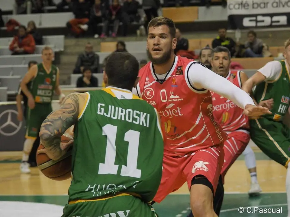 Iberojet Palma dio al traste con la racha de victorias locales de Levitec Huesca | Foto: C.Pascual
