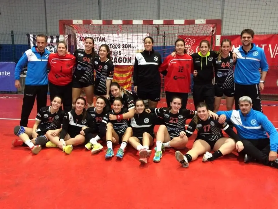 Plantilla del Dominicos Unizar de Plata Femenino. Foto: Dominicos BM