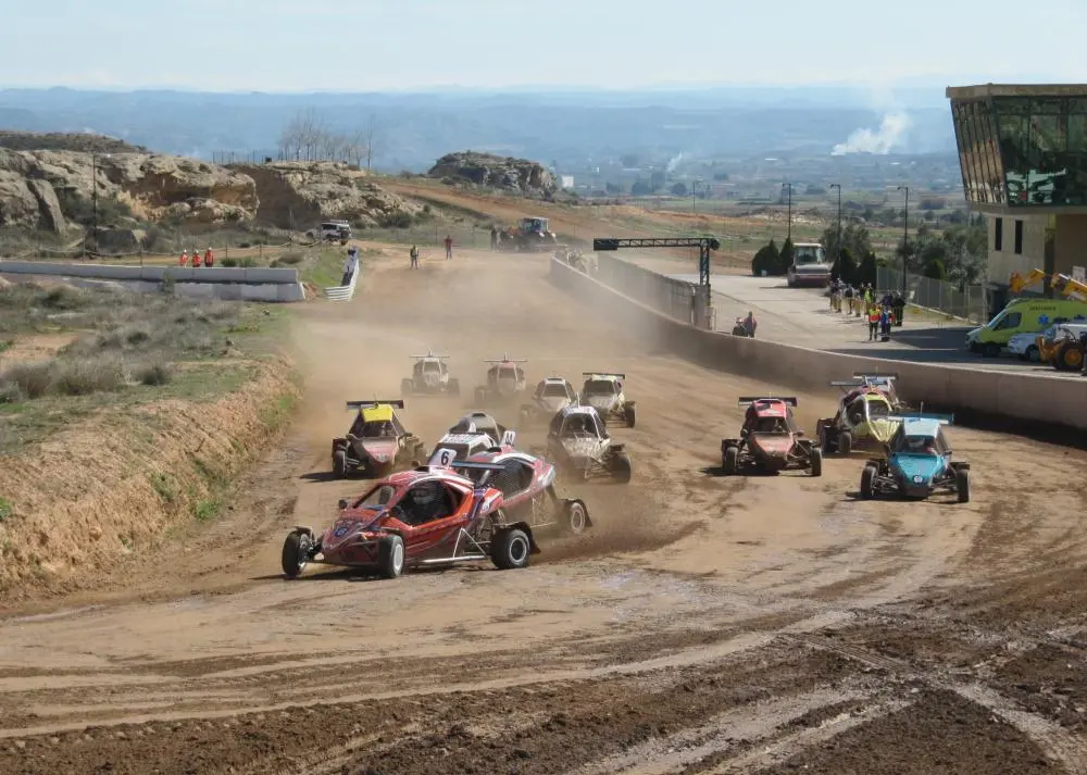 Imagen durante el &uacute;ltimo Campeonato de Arag&oacute;n de Autocross. | Foto: Motorland