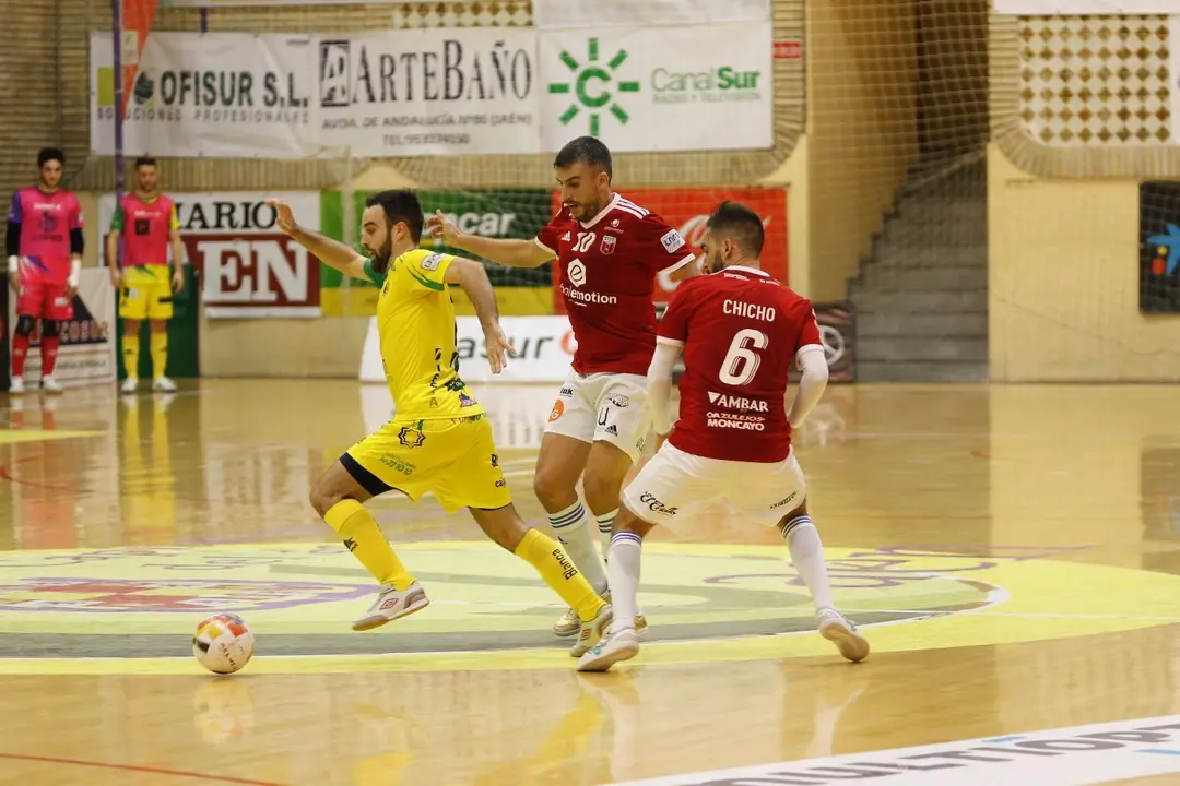 Foto durante el encuentro. | Foto: F&uacute;tbol Emotion Zaragoza
