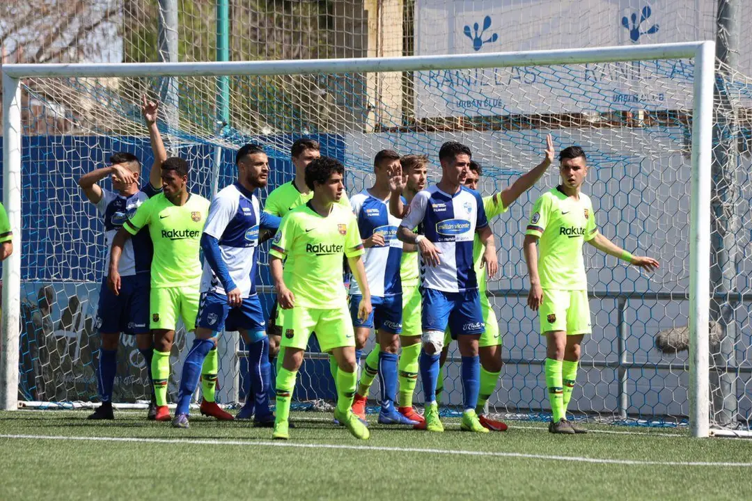 El Ebro pierde por 0 a 1 ante el Barcelona B. Foto: Arturo Gasc&oacute;n, @CD_Ebro