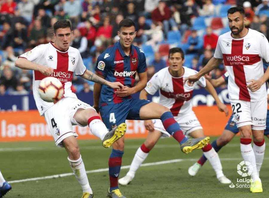Adri&aacute;n Di&eacute;guez regresaba al once titular tras 2 partidos sin hacerlo. | Foto: LFP