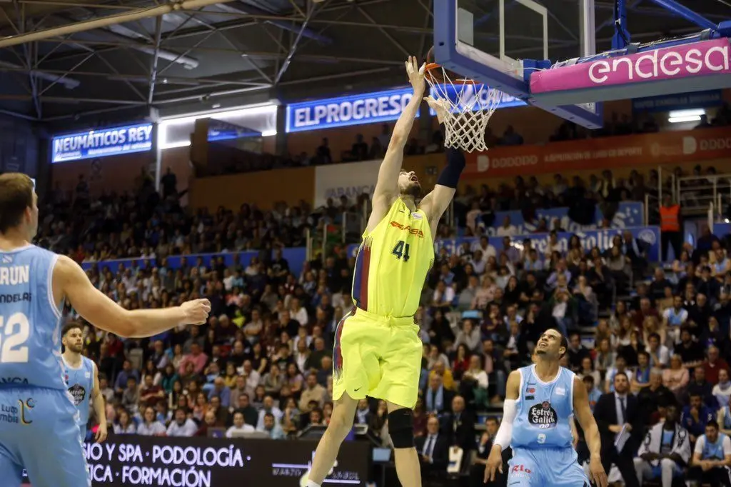 Ante Tomic, en el triunfo de los azulgrana en Lugo la semana pasada. Foto: @FCBbasket
