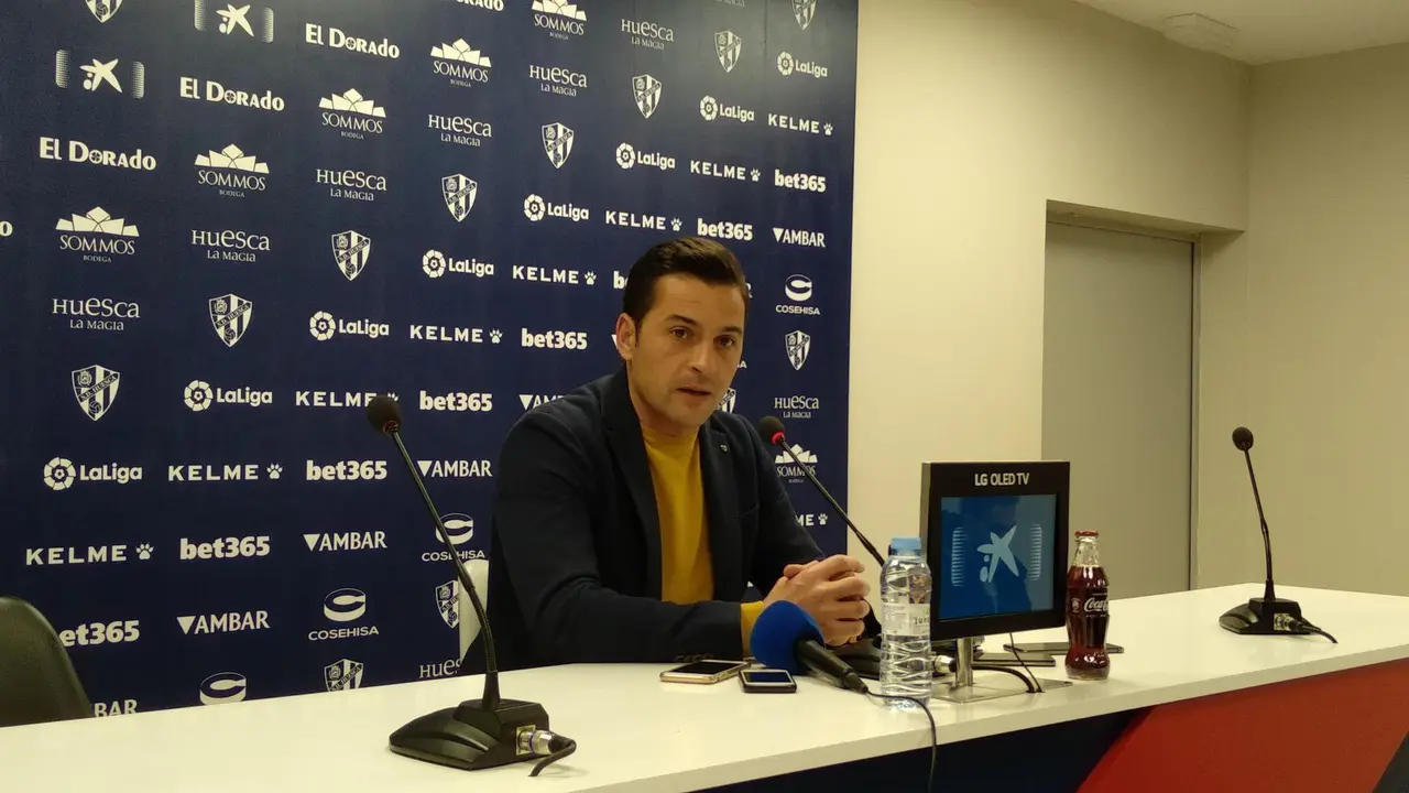 Francisco este mediod&iacute;a en la sala de prensa de El Alcoraz | Foto: SPORTARAGON