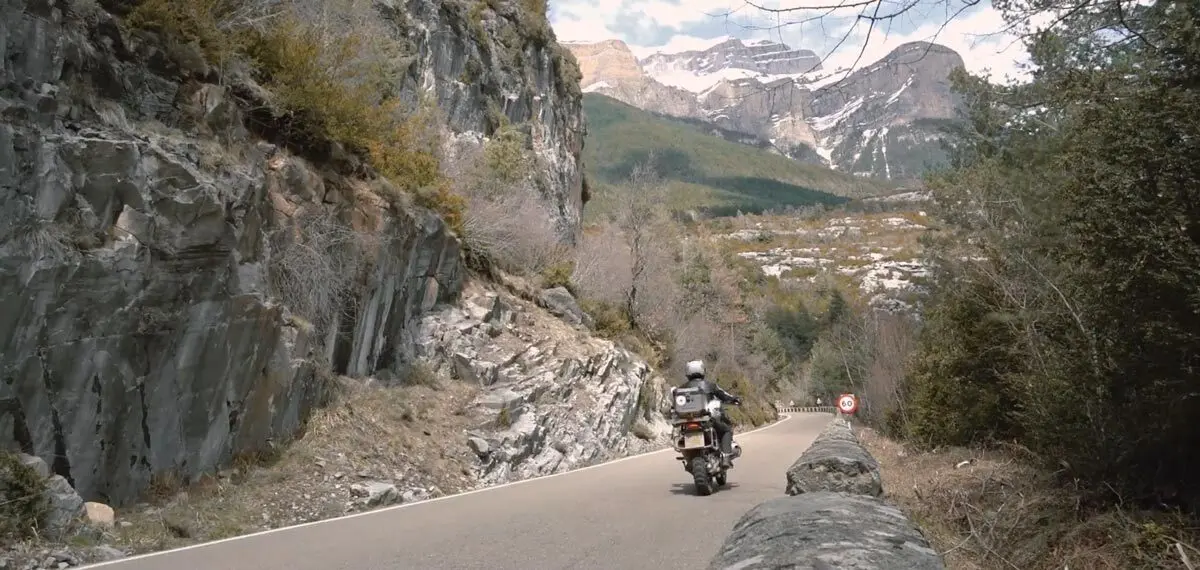 Un tramo de la ruta transpirenaica. Foto: Huesca la Magia en Ruta