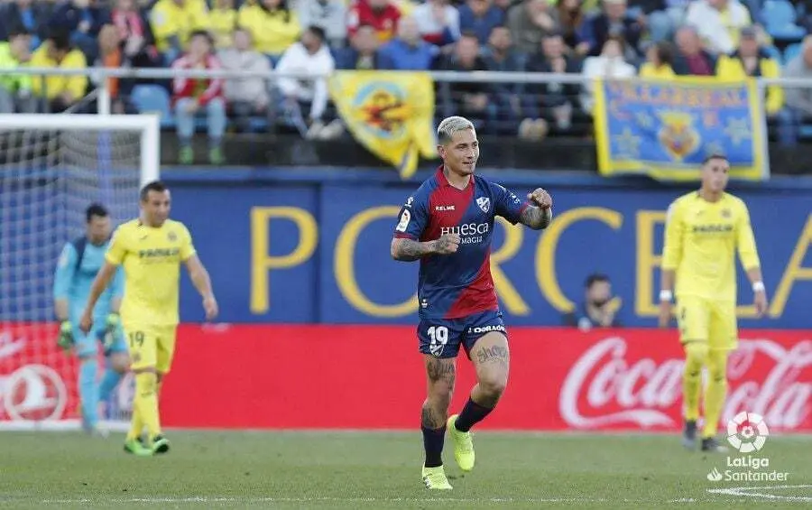 'Chimy' &Aacute;vila firm&oacute; un gran tanto en La Cer&aacute;mica y puso la esperanza en la remontada | Foto: LaLiga Santander