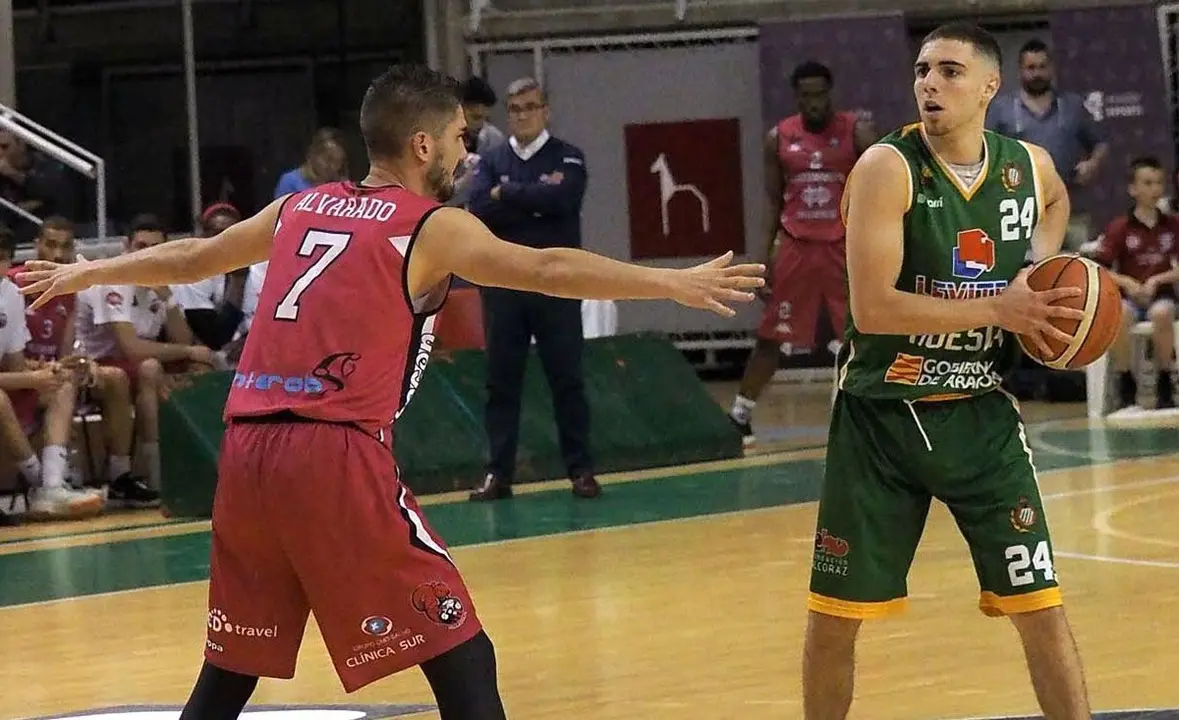 Dani Garc&iacute;a, durante el &uacute;ltimo partido de la temporada | Foto: C.Pascual