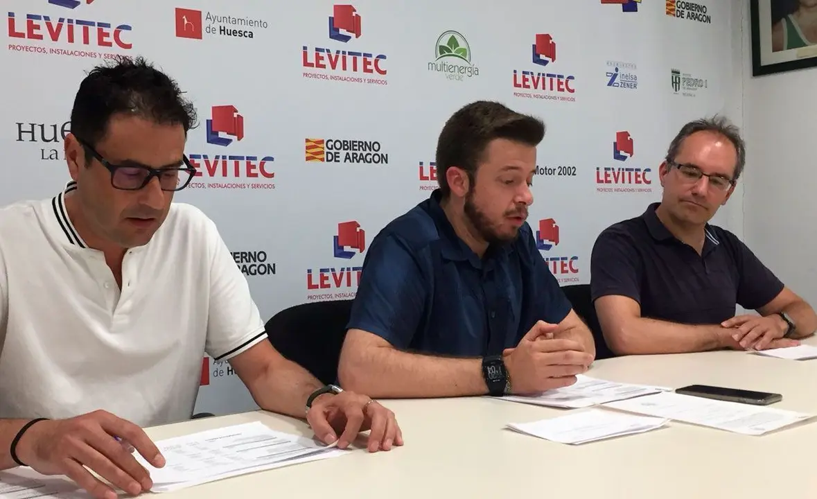 Antonio Or&uacute;s (centro) junto a Fernando Lascorz (izquierda) y Fernando Avellanas (derecha) | Foto: CBPHuesca