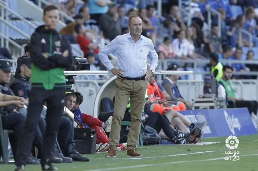 V&iacute;ctor Fern&aacute;ndez en el Heliodoro Rodr&iacute;guez. Foto: Liga 123