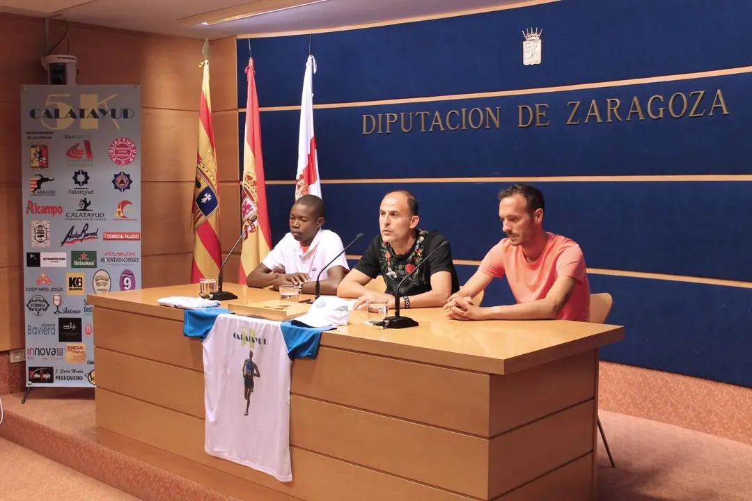 Imagen de la presentaci&oacute;n de la 5K Calatayud en la Diputaci&oacute;n de Zaragoza. Foto: Cedida