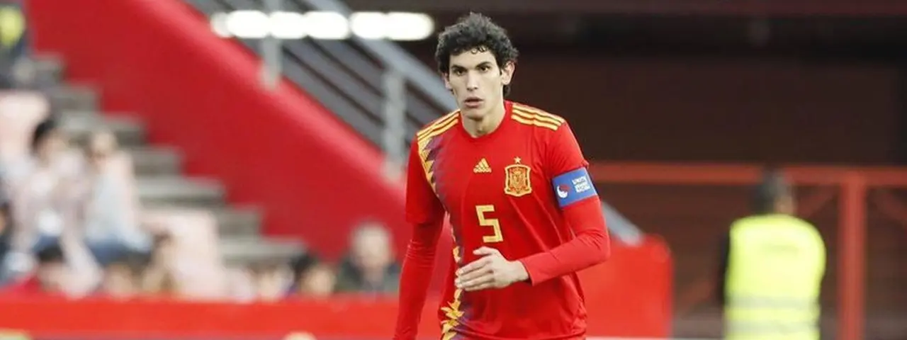 Vallejo con la camiseta de la selecci&oacute;n. Foto: elespanol.com