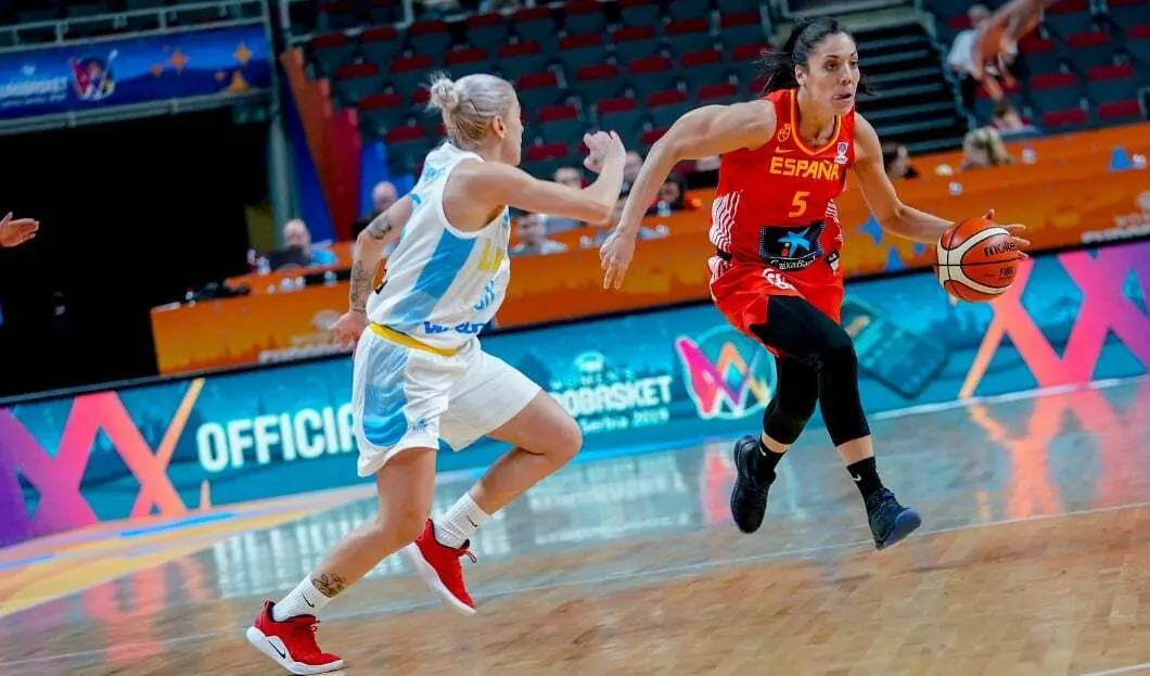 Cristina Ouvi&ntilde;a, en el partido de esta tarde. Foto: FEB
