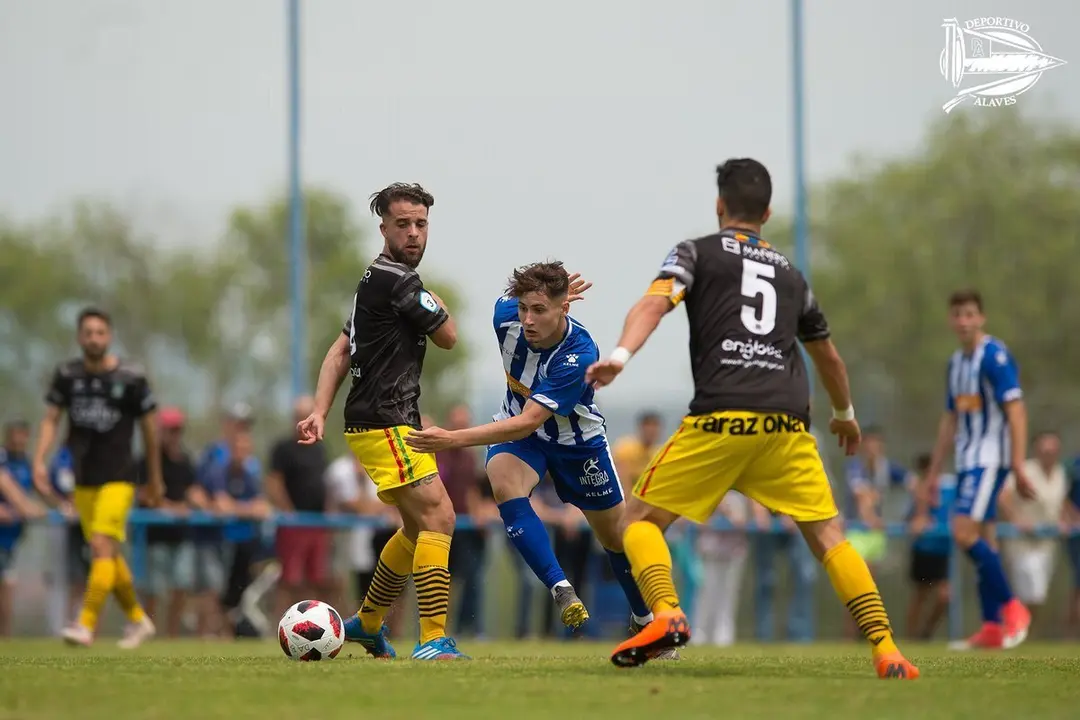 En el partido de ida, SD Tarazona y Alav&eacute;s B empataron a cero. Foto: Alav&eacute;s