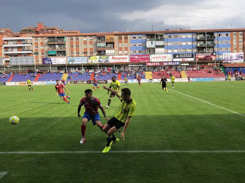 El CD Teruel se enfrenta al Deportivo Arag&oacute;n en Pinilla como estreno de temporada 2019/2020| Foto: Raquel S&aacute;nchez