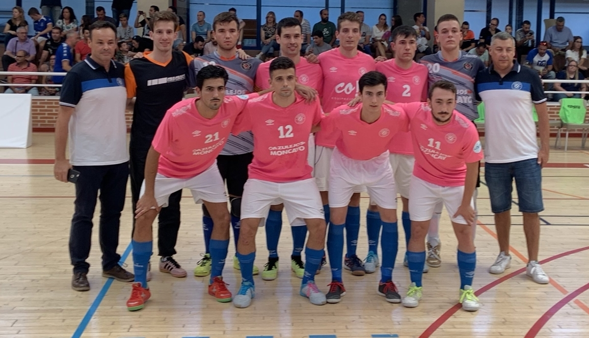 El Colo Colo, ayer en M&oacute;stoles. Foto: Azulejos Moncayo Colo Colo