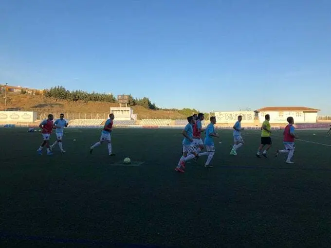 El Ejea entrena antes de visitar al Andorra. Foto: @AupaEjea