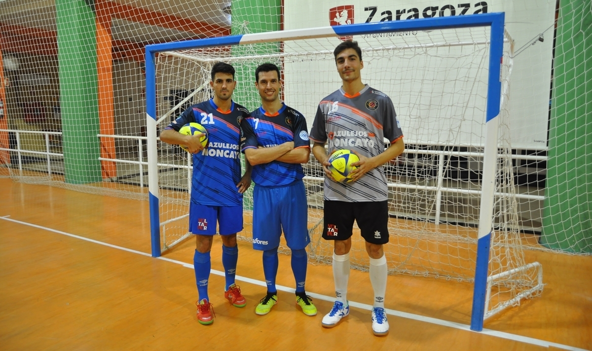 Carlos Garc&iacute;a, Juan Muniesa y Santi Basmalis. Foto: Colo Colo Zaragoza