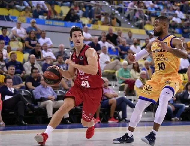 Rodrigo San Miguel, en el primer partido liguero en Las Palmas. Foto: H. Henr&iacute;quez