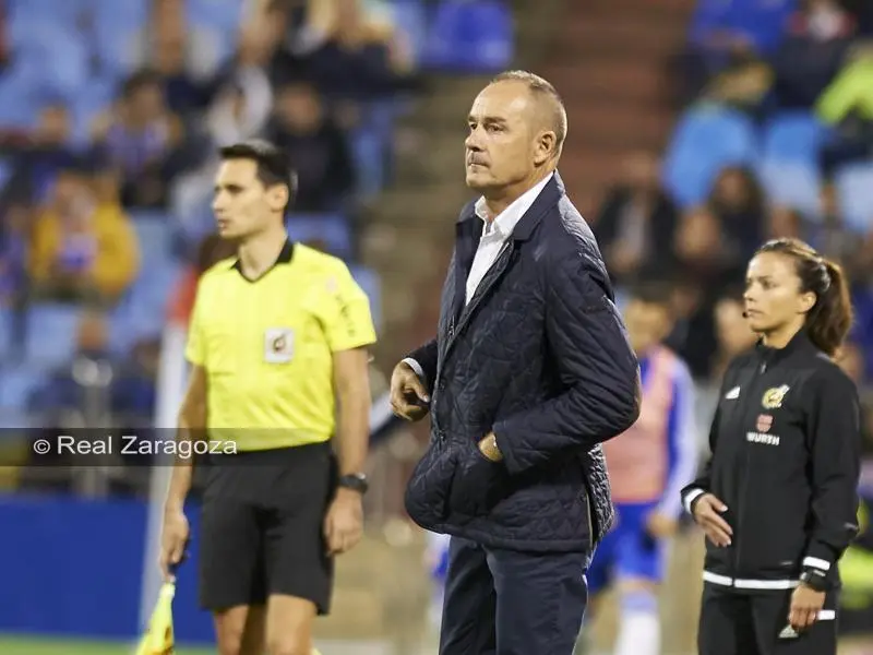 V&iacute;ctor Fern&aacute;ndez ante el Mirand&eacute;s. Foto: Tino Gil / Real Zaragoza