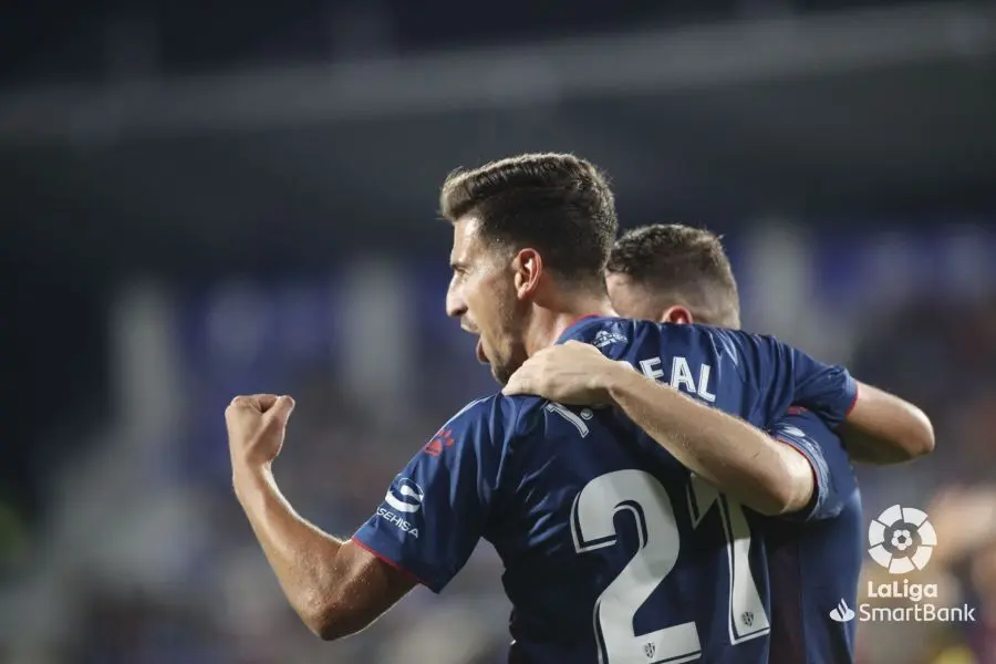 Juan Carlos particip&oacute; en los dos tantos de la SD Huesca. | Foto:LFP