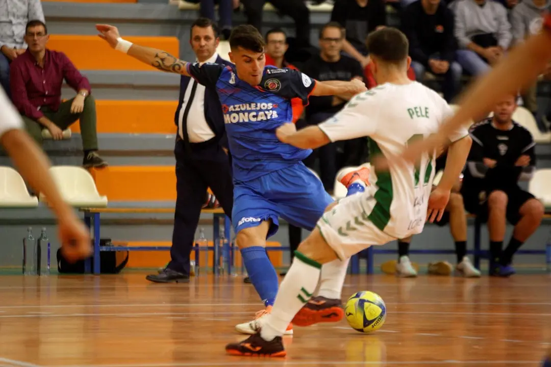 Imagen del duelo ante el Elche. Foto: Rub&eacute;n Losada/Fotografiarte