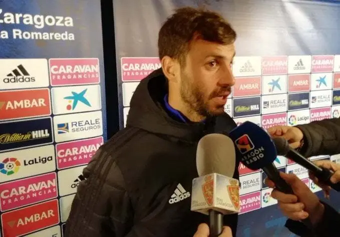 Alberto Guiti&aacute;n, en zona mixta. Foto: Real Zaragoza
