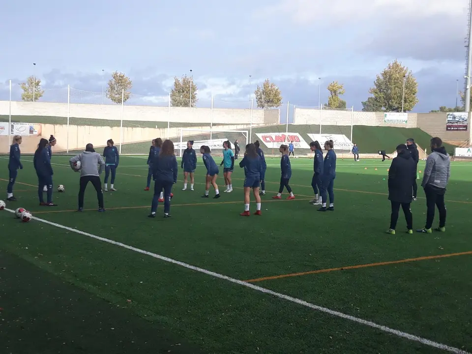 Entrenamiento del Zaragoza CFF. Foto: Zaragoza CFF