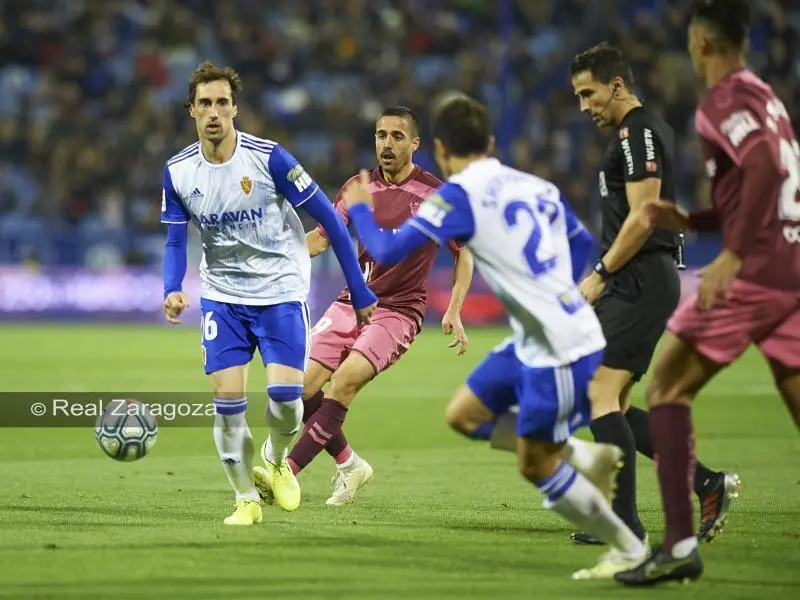 Eguaras ante el Albacete. Foto: Real Zaragoza