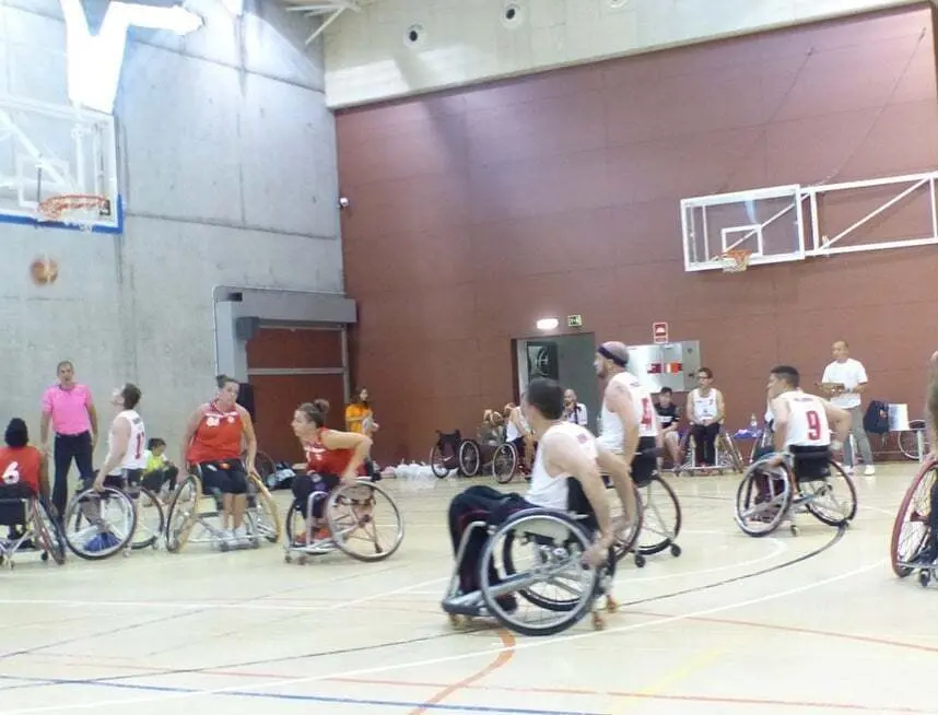 Image de una de las jugaadas del Adapta Zaragoza-Getafe que termin&oacute; con victoria de los madrile&ntilde;os. Foto: Cedida