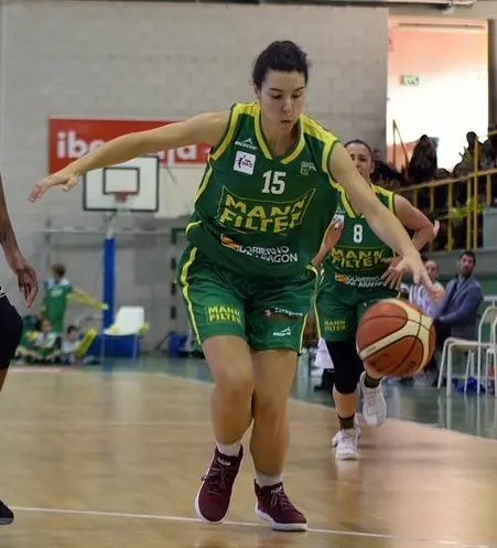 Marina Vilella, el d&iacute;a de su debut con Mann Filter Casablanca. Foto: @CrlosZgz