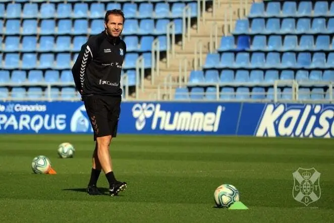 Baraja, entrenador del Tenerife. Foo: Web tenerife