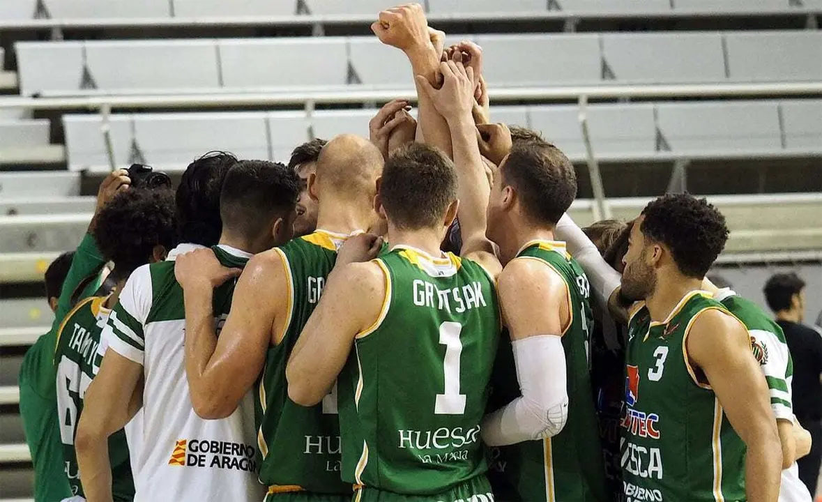 La plantilla de Levitec Huesca se conjura para hacer una segunda vuelta que permita so&ntilde;ar con playoffs | Foto: C.Pascual