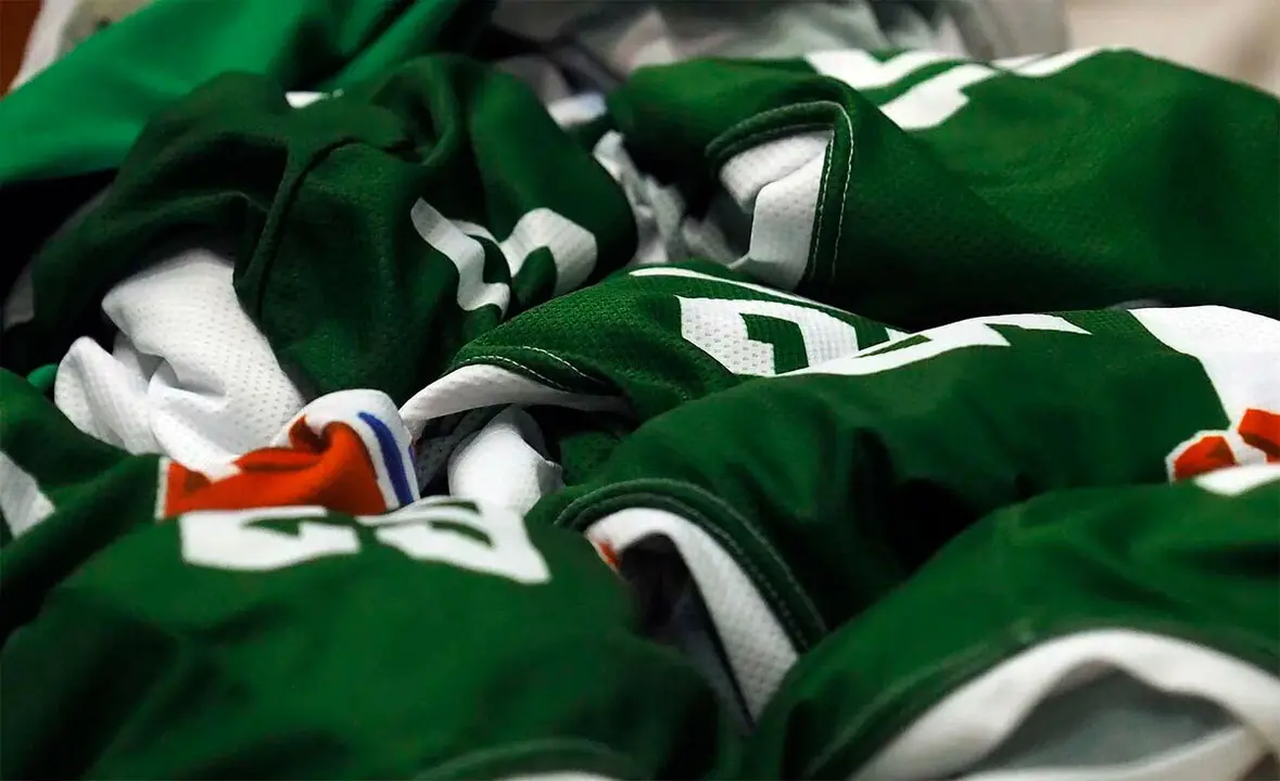 Que nadie se quite la camiseta, queda mucha liga | Foto: C.Pascual