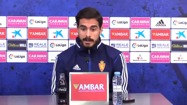 Javi Ros esta ma&ntilde;ana en rueda de prensa en la Ciudad Deportiva. Foto: Real Zaragoza