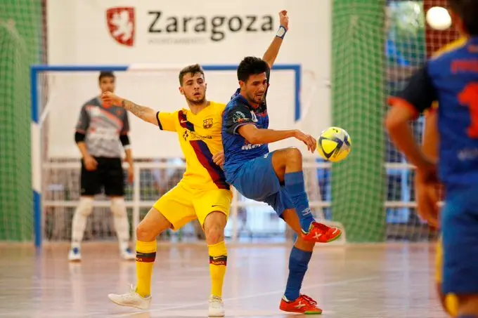 Imagen del partido de ida. Foto: Rub&eacute;n Losada/Fotografiarte
