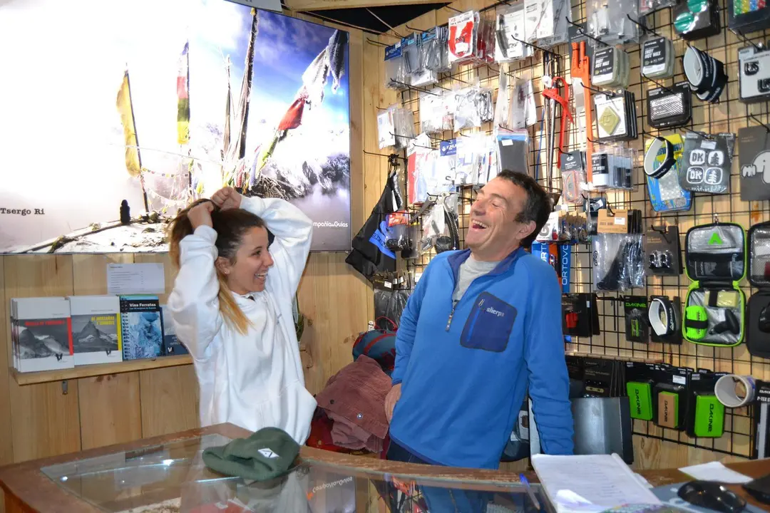 N&uacute;ria Cast&aacute;n y Narcis Vila, en una imagen de archivo en la antigua All Radical de Benasque. Foto: Sportaragon
