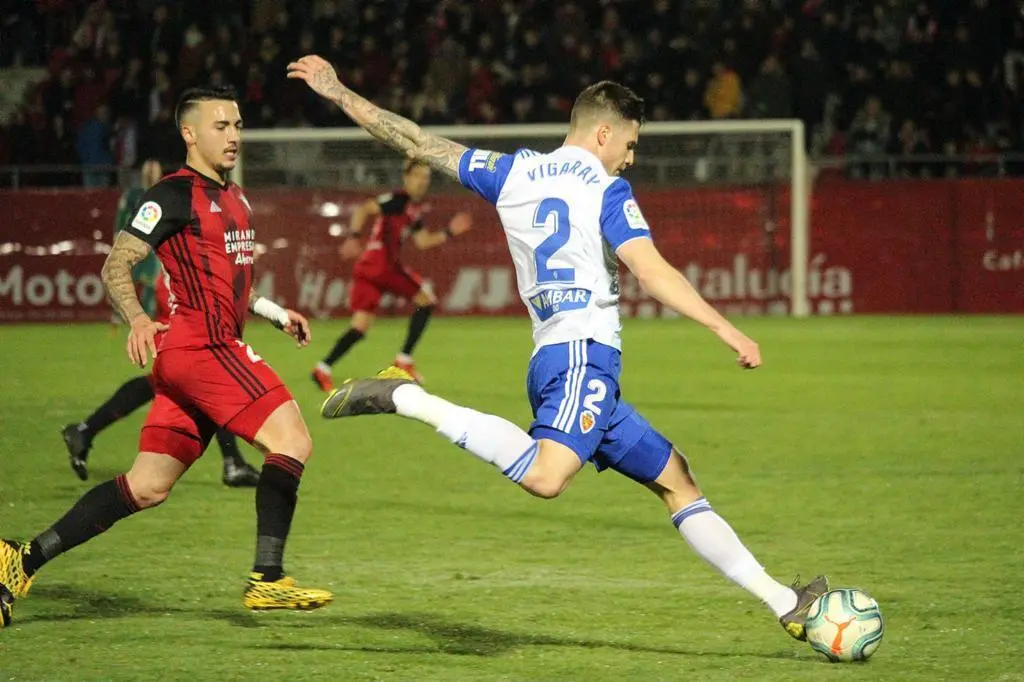 El Real Zaragoza se queda sin lateral derecho ante la lesi&oacute;n de Vigaray y las molestias de Delm&aacute;s Foto: Real Zaragoza