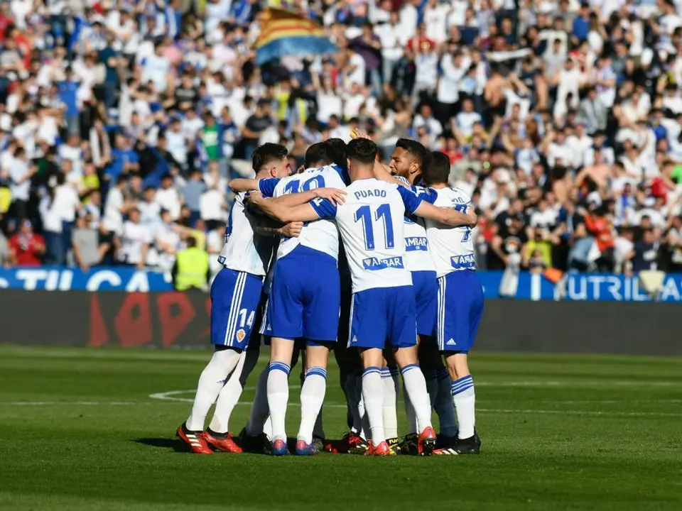El Real Zaragoza en su victoria ante el Deportivo. Foto: Real Zaragoza