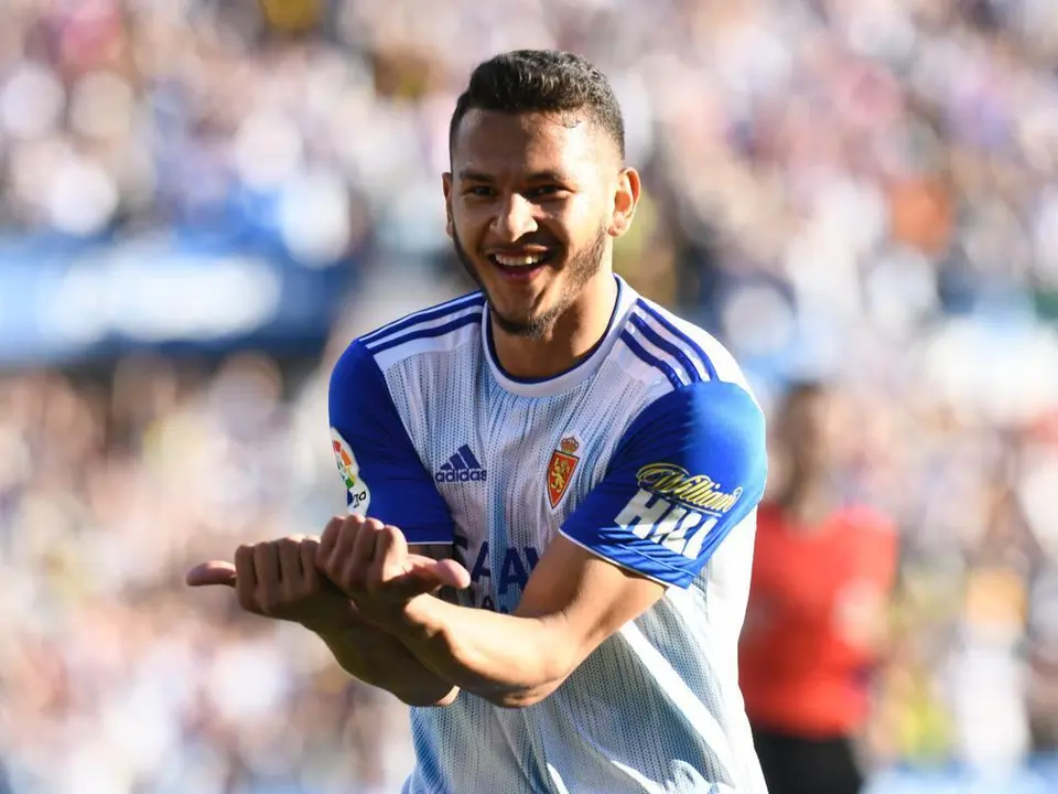 Su&aacute;rez celebra el tercer gol ante el Deportivo. Foto: Real Zaragoza