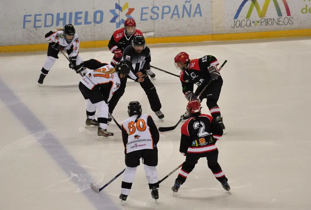 El CH Jaca se enfrentar&aacute; el Milenio de Logro&ntilde;o. | Foto: CH Jaca