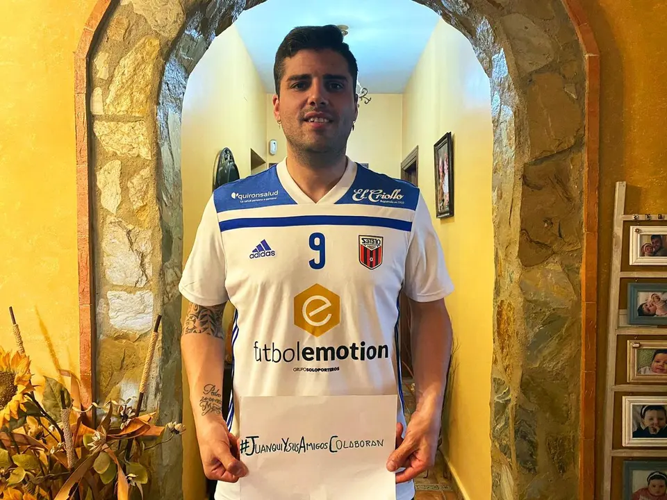 Juanqui, jugador del F&uacute;tbol Emotion Zaragoza| Foto: Juanqui