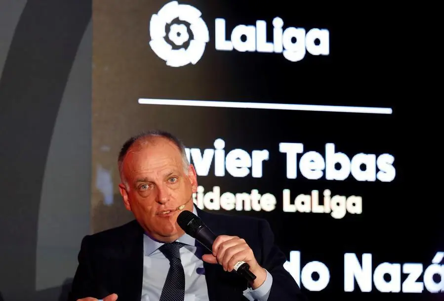 Tebas,, en una imagen de archivo, ha firmado un acuerdo con CVC que inyectar&aacute; dinero a los clubes. | Foto: EFE