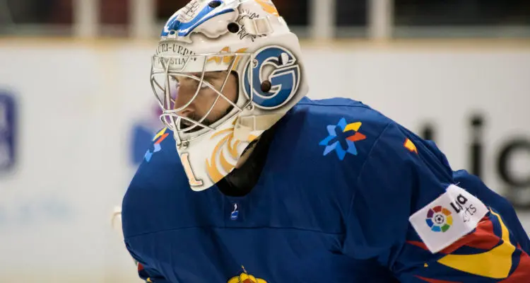 Ander Alcaine, en una imagen de Toni Grases para la Federaci&oacute;n de Hielo. Foto: RFDH