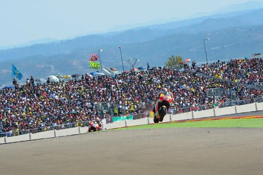 Marc Marquez, con su Honda, en el circuito alca&ntilde;izano. Foto: Motorland