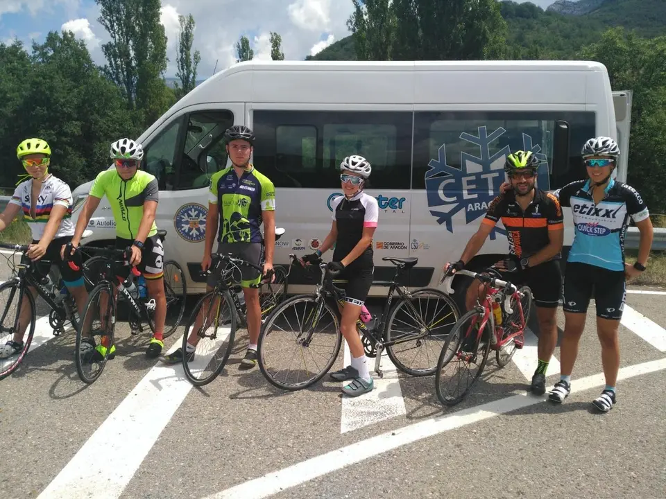 El equipo de fondo en la pretemporada. | Foto: CETDI Arag&oacute;n