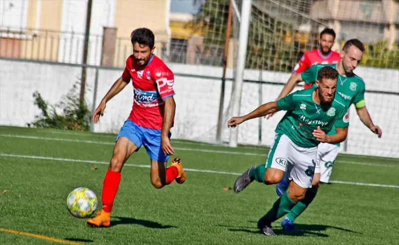 Jaime Corchado con la camiseta del Diocesano | Foto: El Peri&oacute;dico de Extremadura