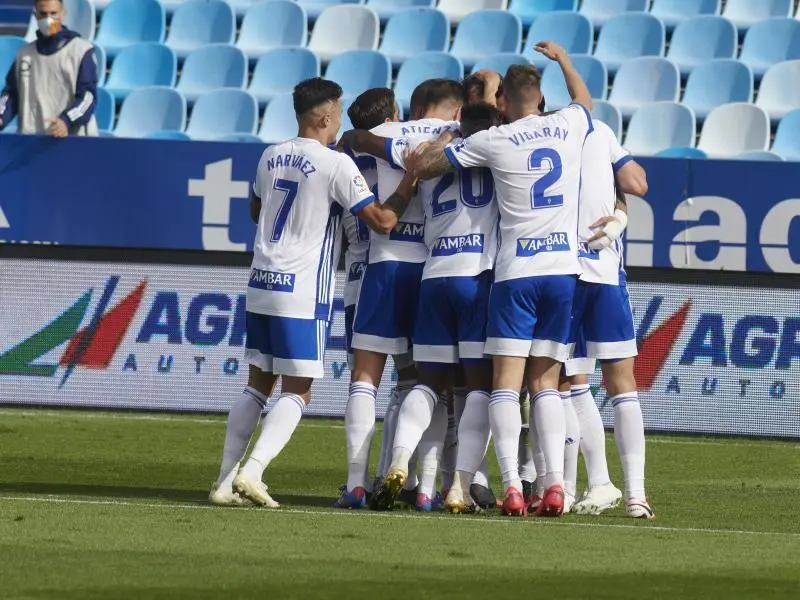 El Real Zaragoza celebra uno de sus goles ante Las Palmas. Foto: Real Zaragoza