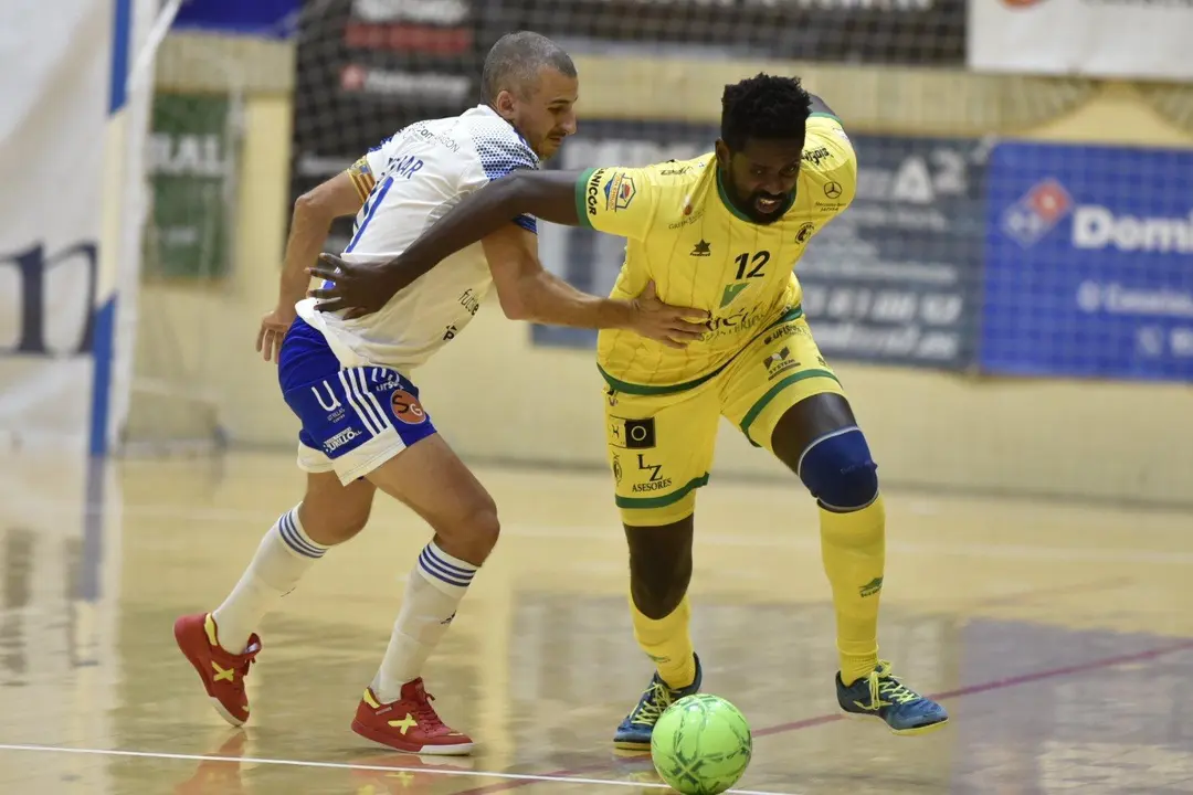Carlos Retamar, en el partido de este mi&eacute;rcoles en Ja&eacute;n. Foto: Juanca Martos