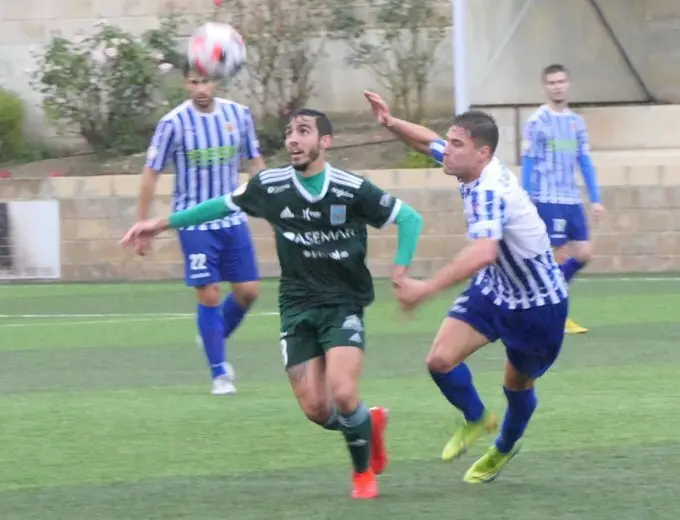 El Tarazona en su partido ante el Izarra. Foto: SD Tarazona